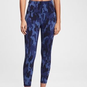 Blue Camo GapFit Eclipse 7/8 Length Legging